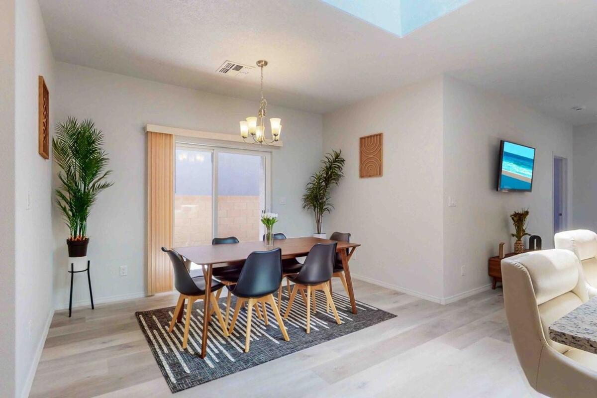 Modern Home 3Br Next To Airport, Netflix, Casino Albuquerque Esterno foto