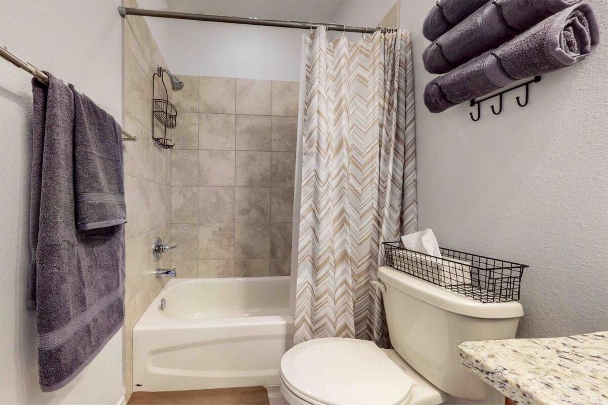 Modern Home 3Br Next To Airport, Netflix, Casino Albuquerque Esterno foto